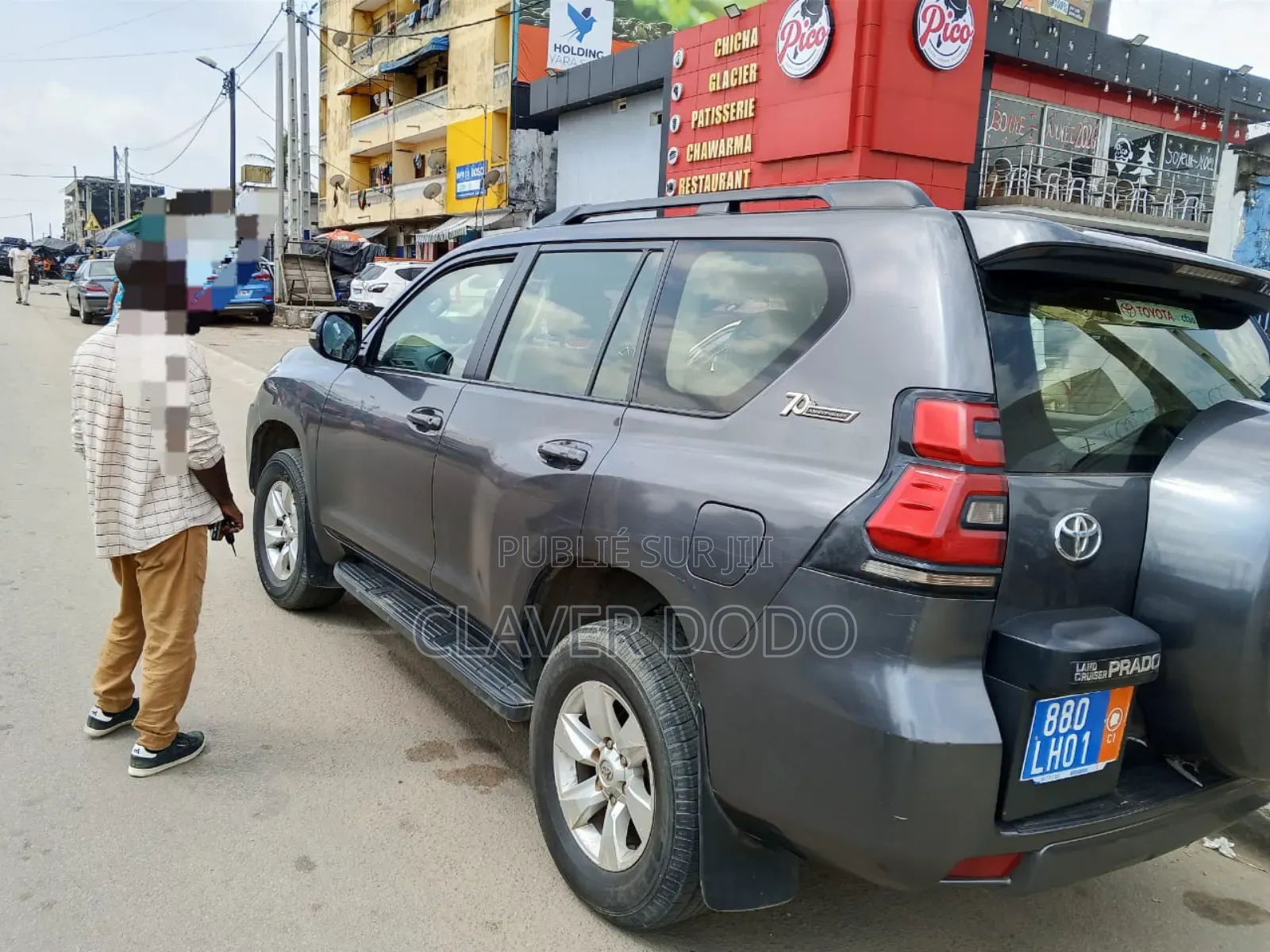 Toyota Land Cruiser Prado 2022 Gris