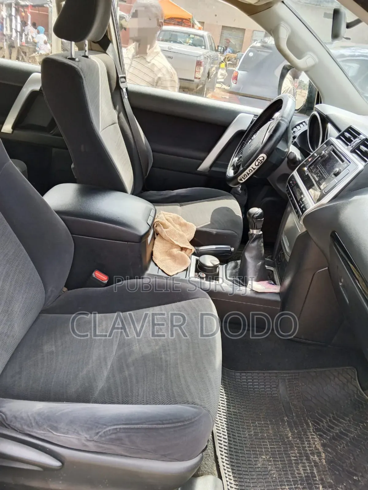 Toyota Land Cruiser Prado 2022 Gris