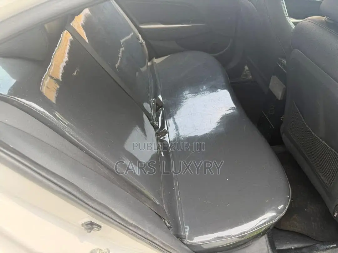 Hyundai Avante 2017 Blanc