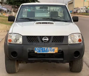 Nissan Hardbody 2021 Blanc