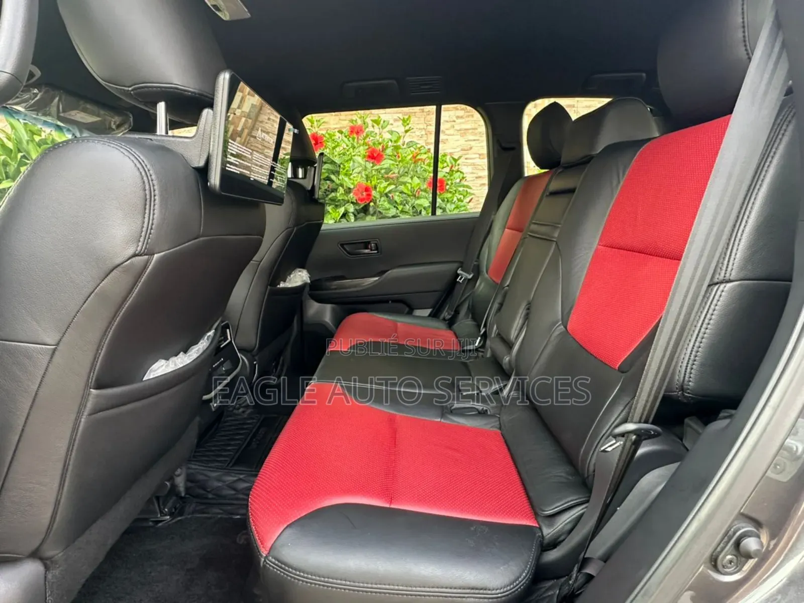 Toyota Land Cruiser 2024 Gris