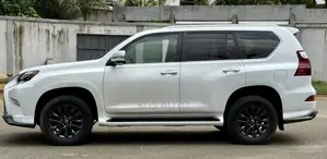 Lexus GX 460 AWD 2023 Blanc cassé