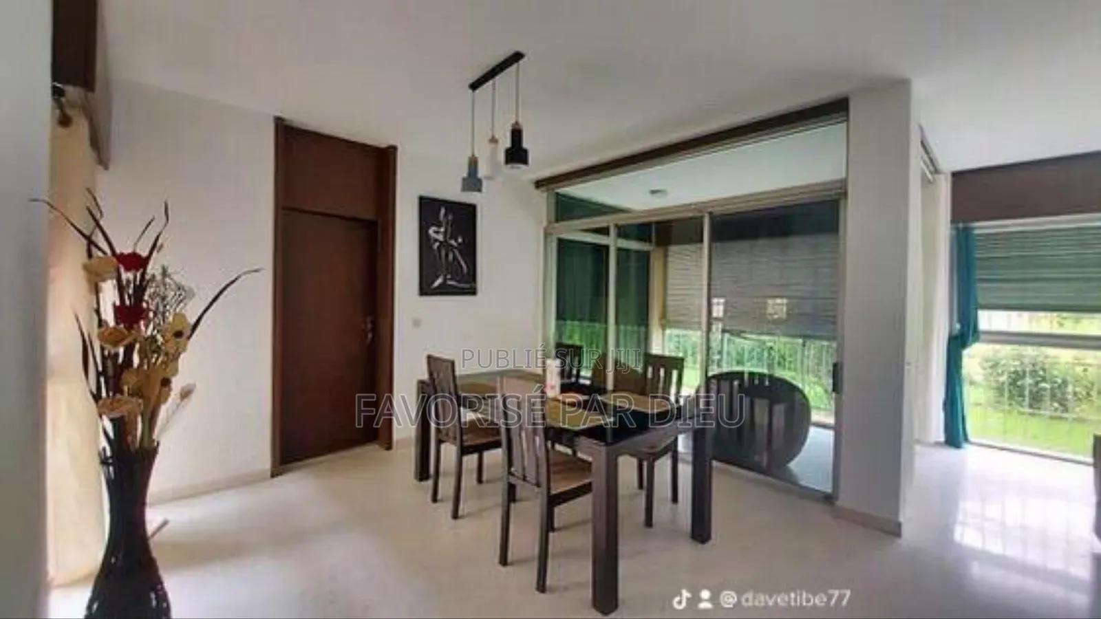 3chbre Maison dans Cocody à Louer