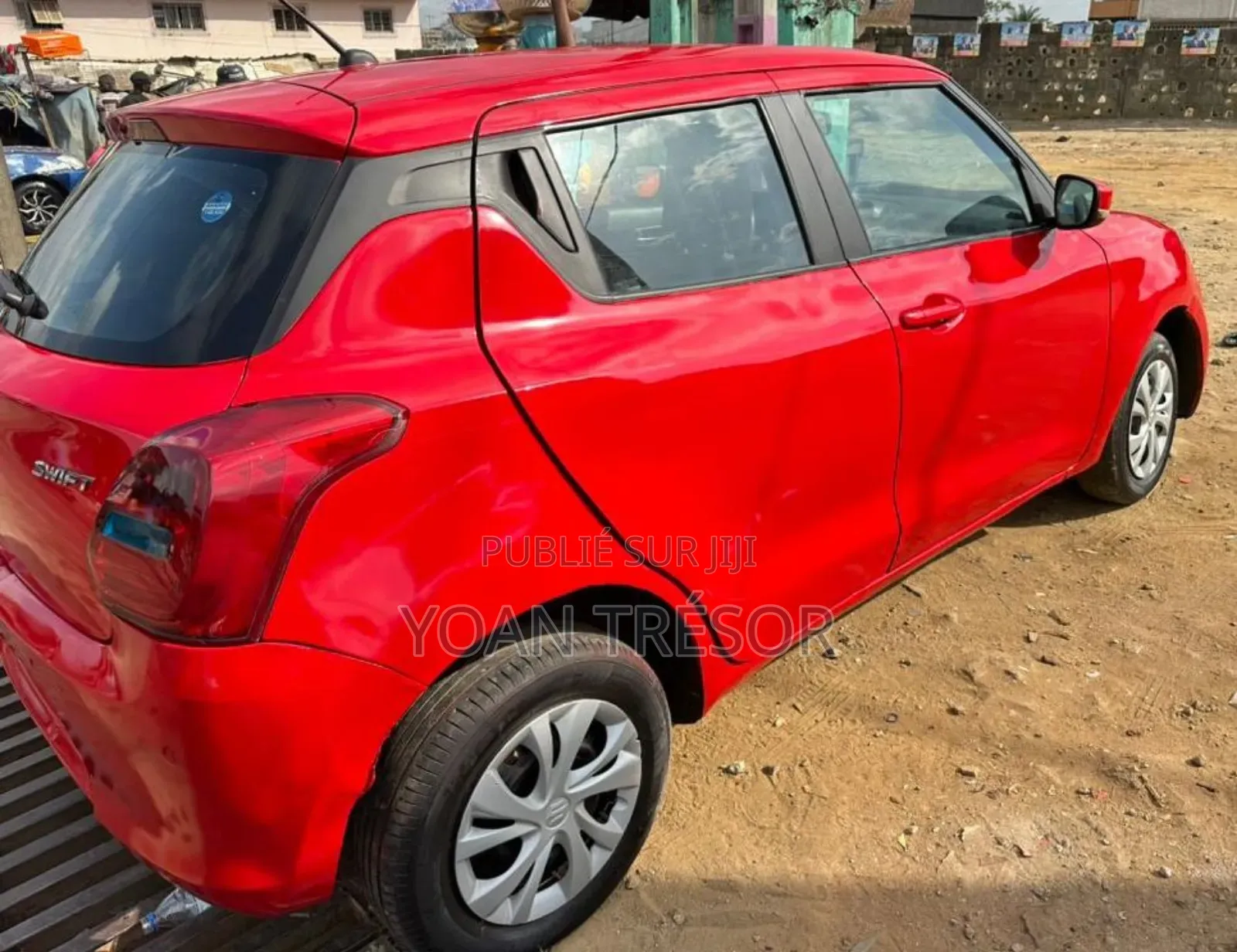 Suzuki Swift 2023 Rouge