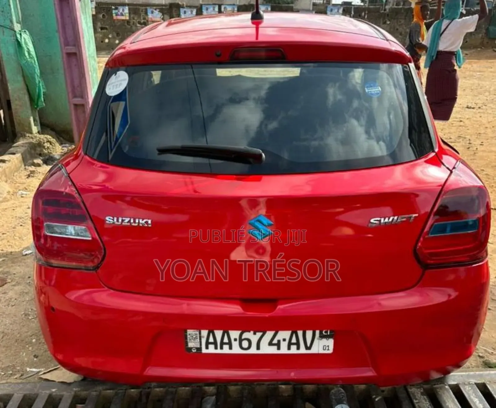 Suzuki Swift 2023 Rouge