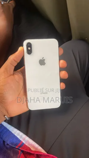 Photo - Apple iPhone X 64 GB Blanc