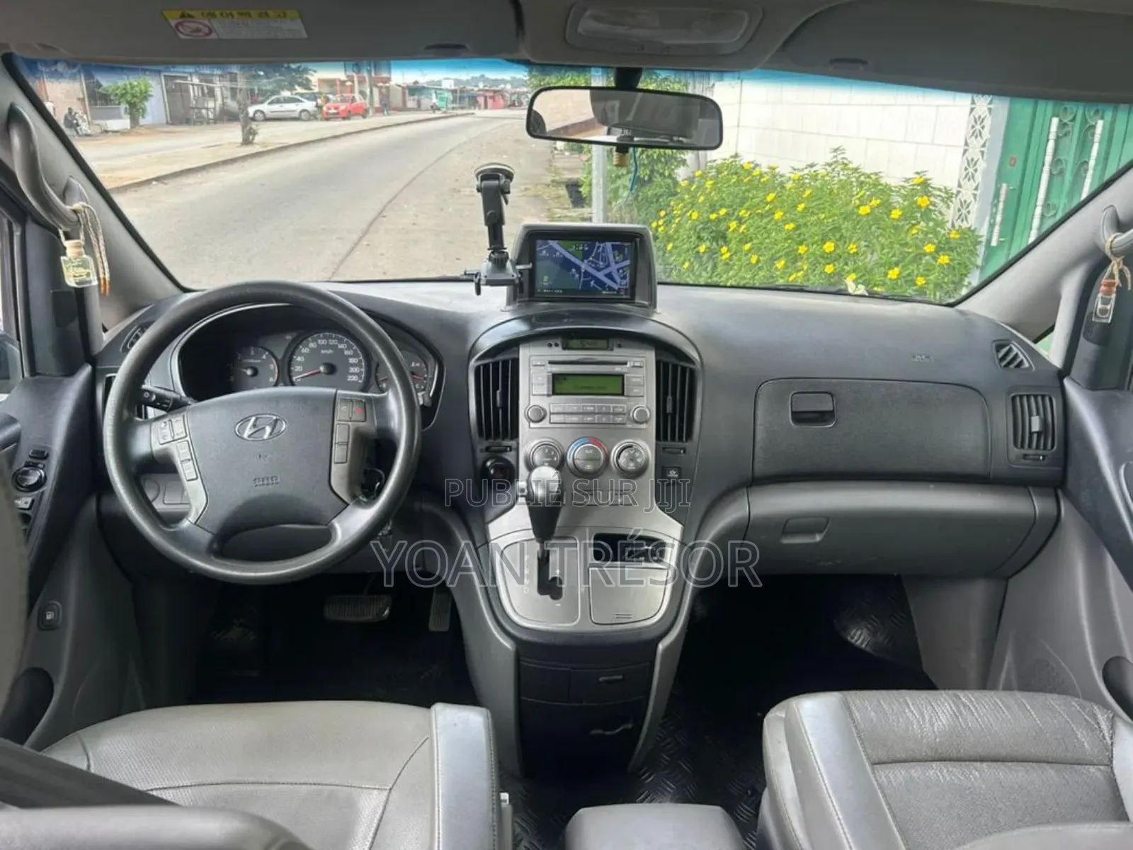 Hyundai Starex 2017 Gris