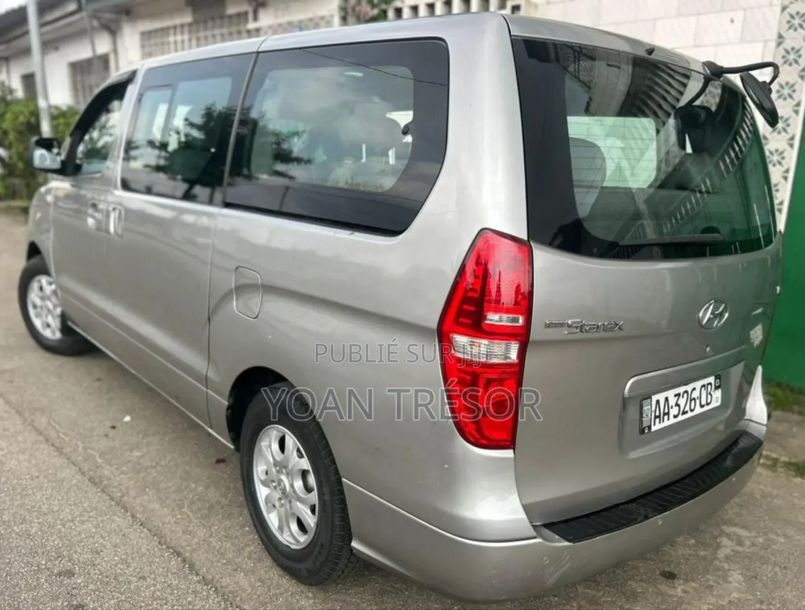 Hyundai Starex 2017 Gris