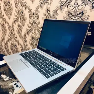 Neuf HP EliteBook 840 G8 16GB Intel Core I5 SSD 512GB