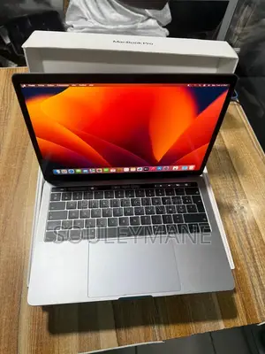 Ordinateur Portable Apple MacBook Pro 2019 8GB Intel Core I5 SSD 128GB