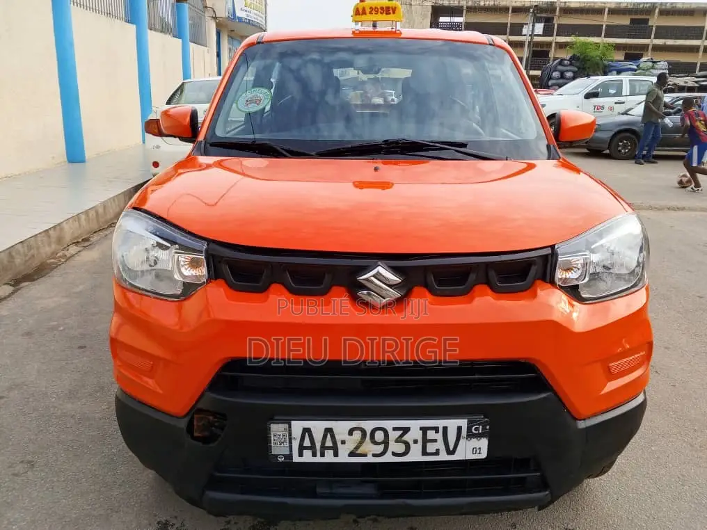 Suzuki S-Presso 2024 Orange