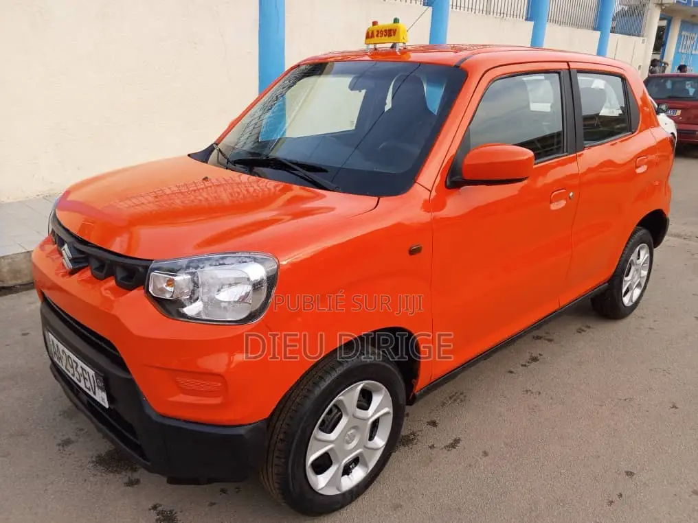 Suzuki S-Presso 2024 Orange