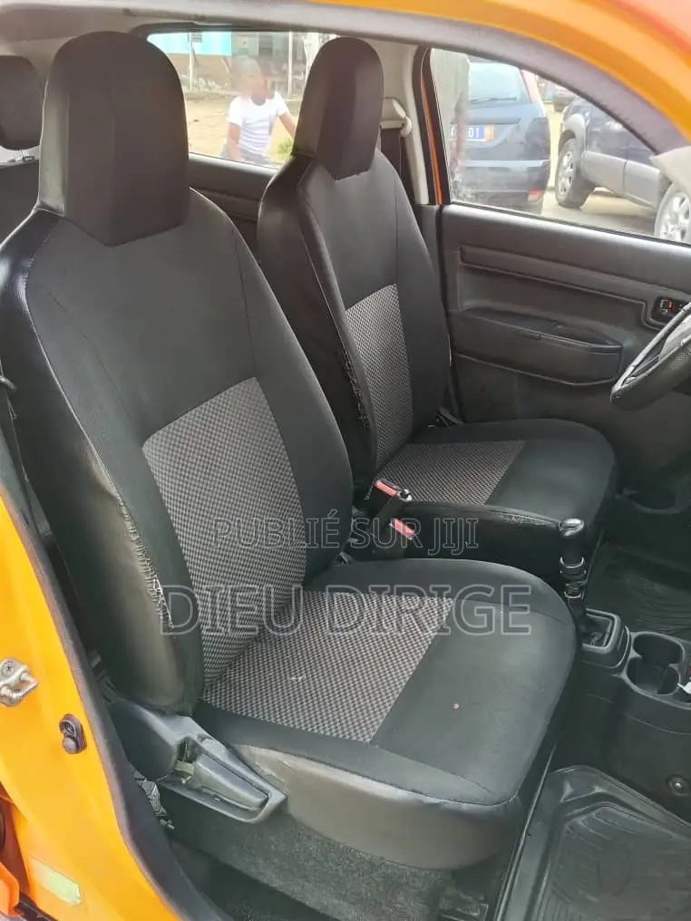 Suzuki S-Presso 2024 Orange