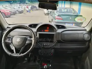 Suzuki S-Presso 2024 Orange