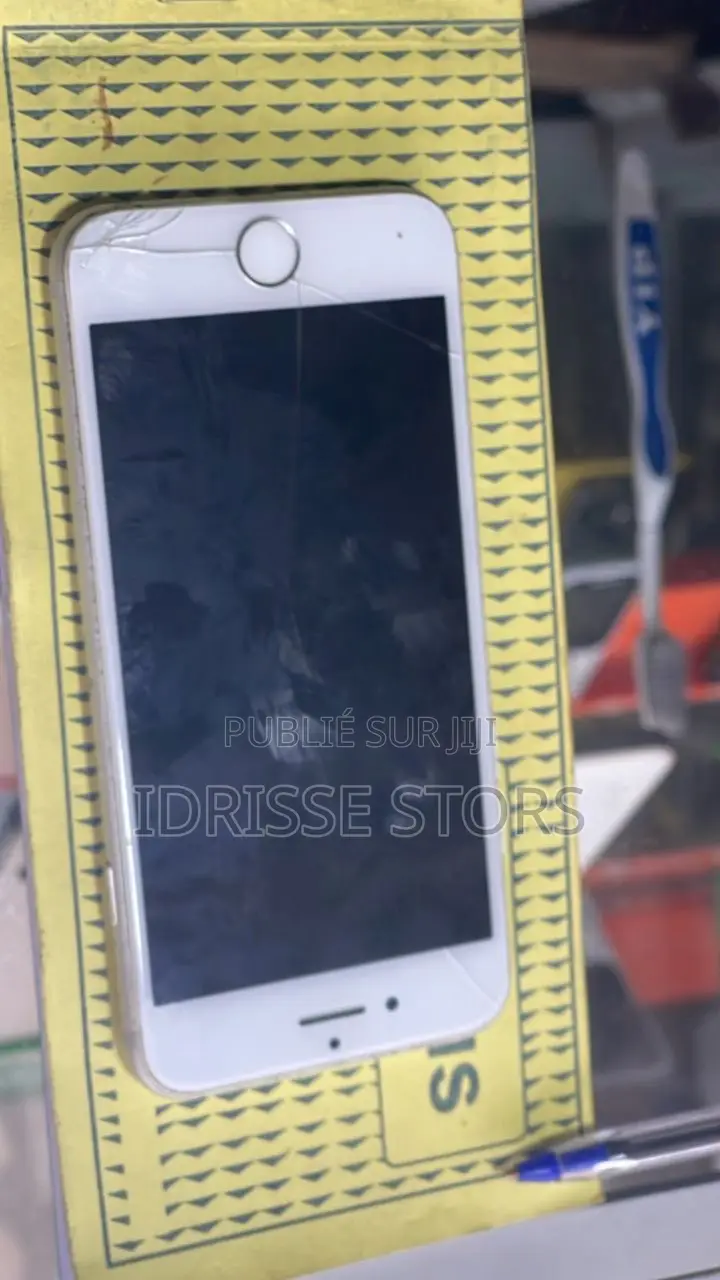 Apple iPhone 7 32 GB Gris