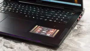 New MSI Vector 17 HX AI A2XWJG 32GB AMD Ryzen 9 SSD 2T