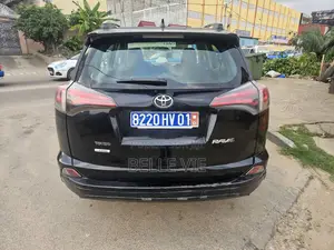 Toyota RAV4 2018 Noir