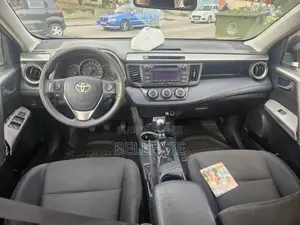 Toyota RAV4 2018 Noir