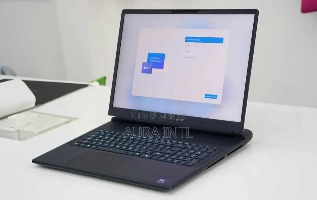 Neuf Dell Alienware 18 Area-51 32GB Intel Core Ultra 9 SSD 2T