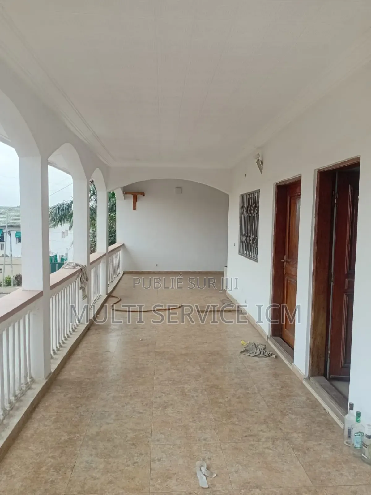Furnished 5chbre Duplex dans Ismaël Coulibaly, Cocody à Vendre