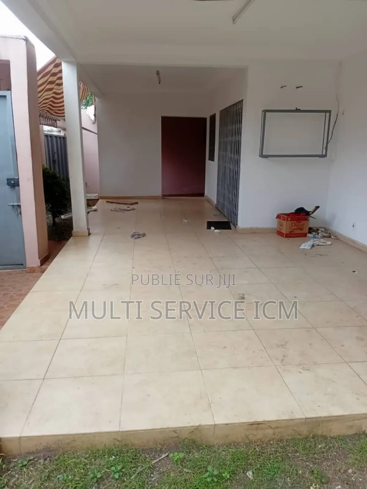 Furnished 5chbre Duplex dans Ismaël Coulibaly, Cocody à Vendre