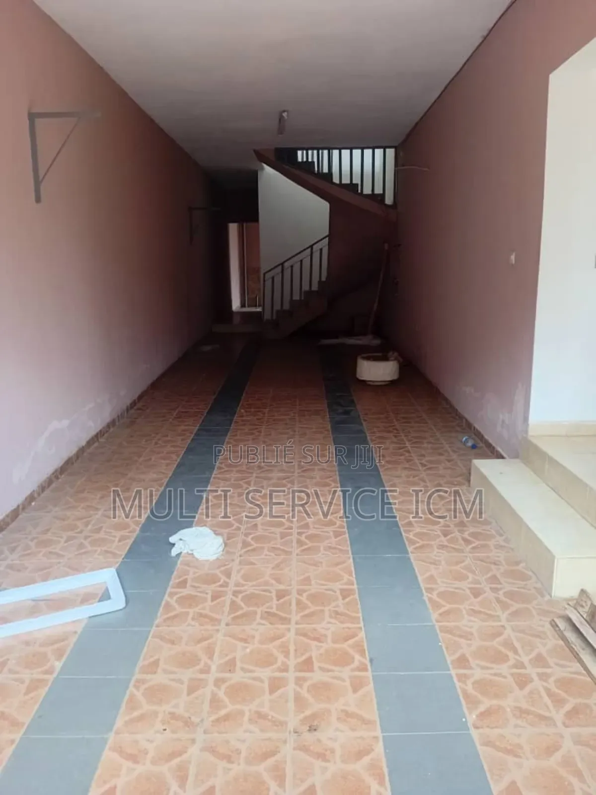 Furnished 5chbre Duplex dans Ismaël Coulibaly, Cocody à Vendre
