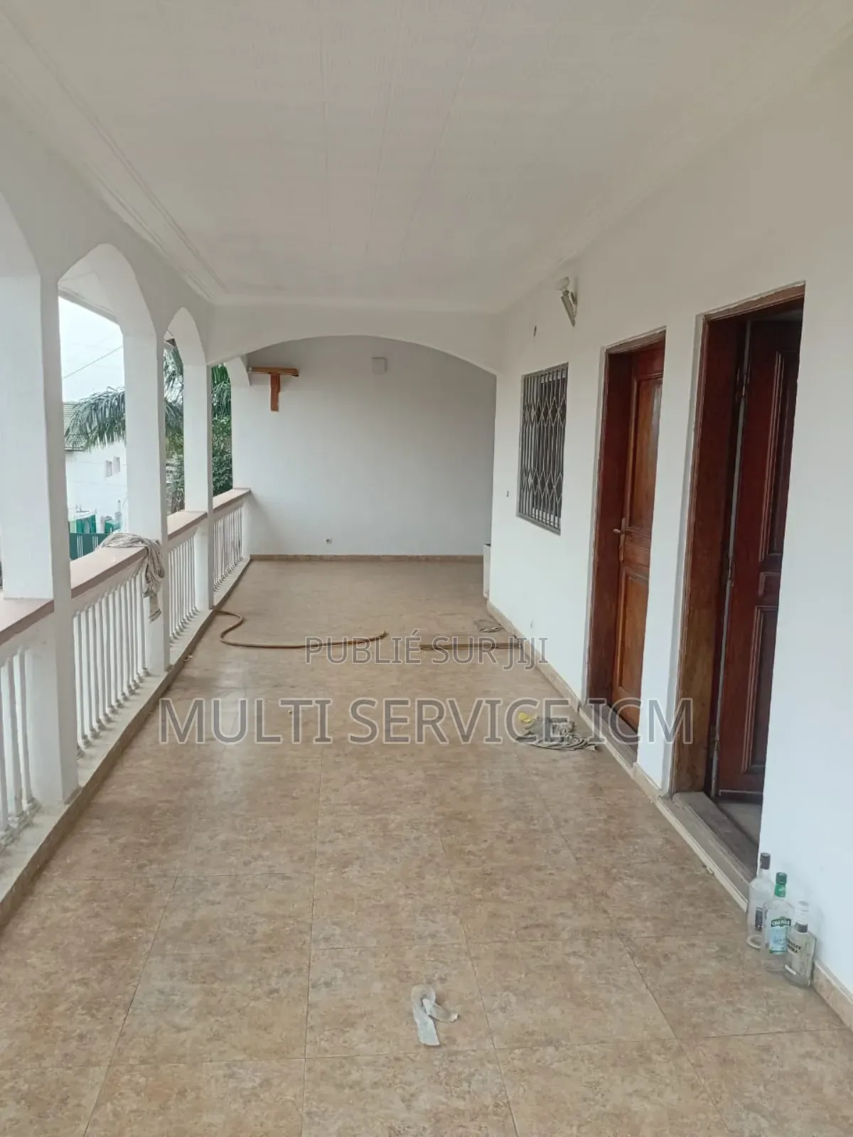 Furnished 5chbre Duplex dans Ismaël Coulibaly, Cocody à Vendre