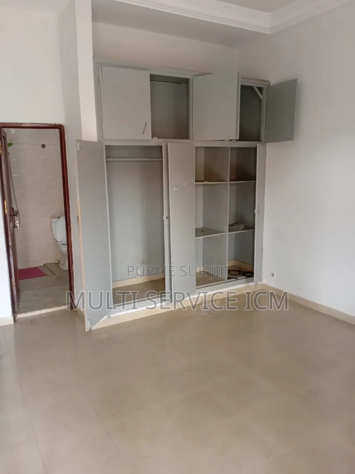 Furnished 5chbre Duplex dans Ismaël Coulibaly, Cocody à Vendre