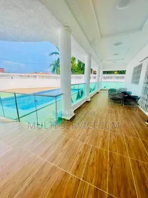 Furnished 8chbre Duplex dans Ismaël Coulibaly, Cocody à Louer