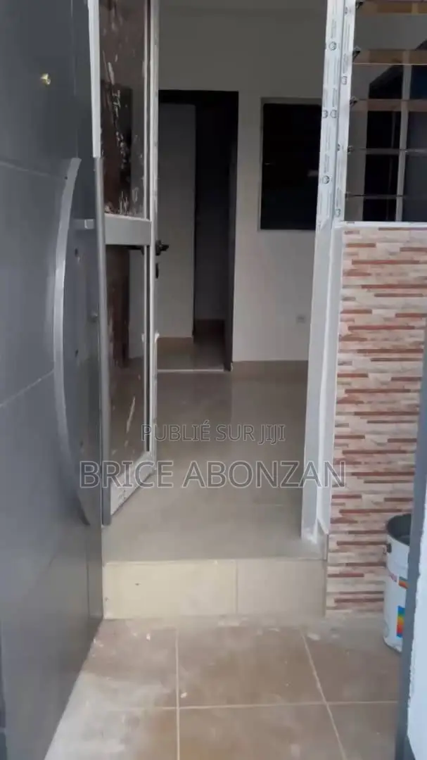 1chbre Studio dans Cocody à Louer