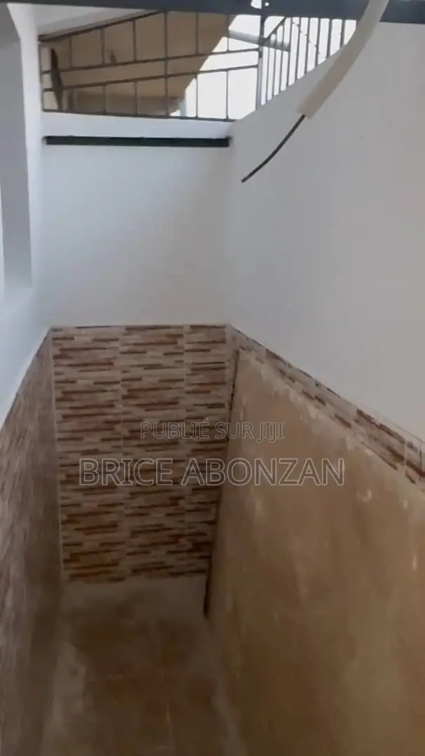 1chbre Studio dans Cocody à Louer