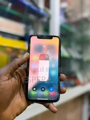 Apple iPhone XR 64 GB Black