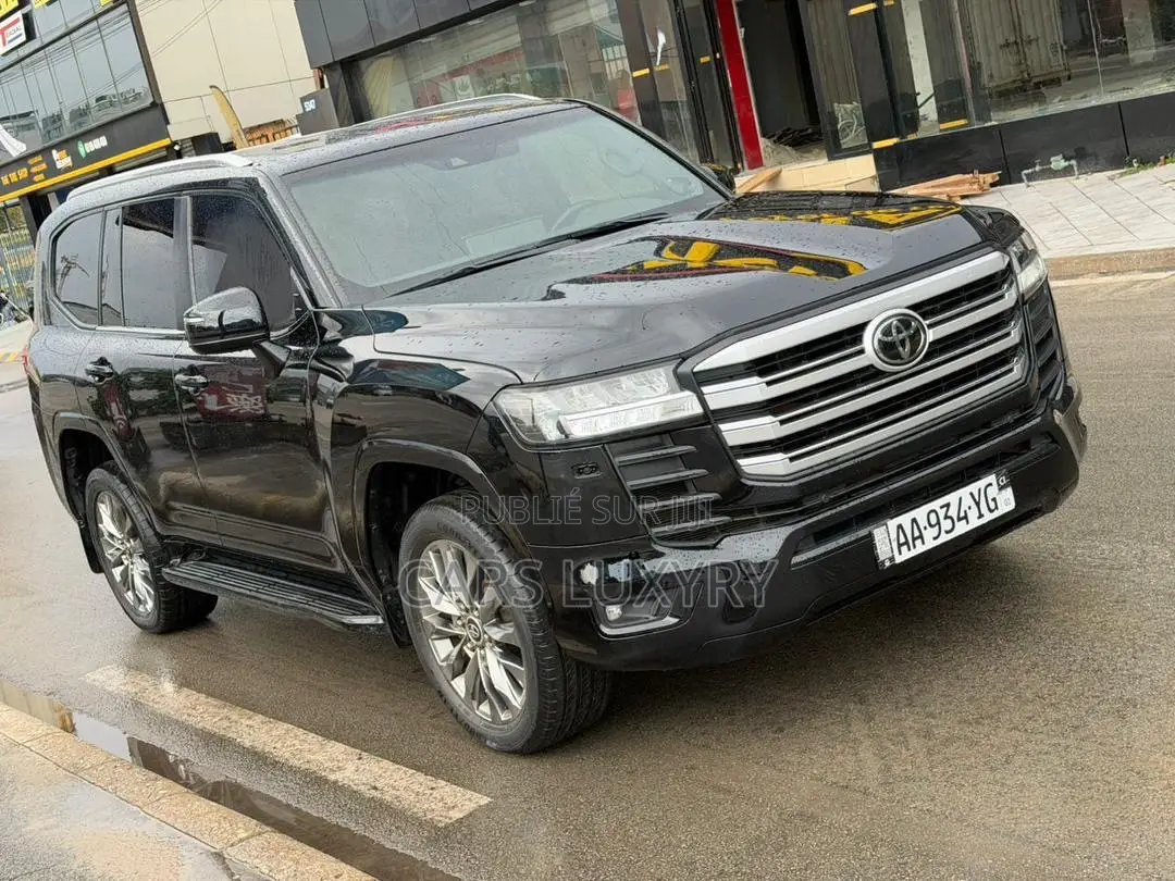 Toyota Land Cruiser 3.5 V6 2022 Black