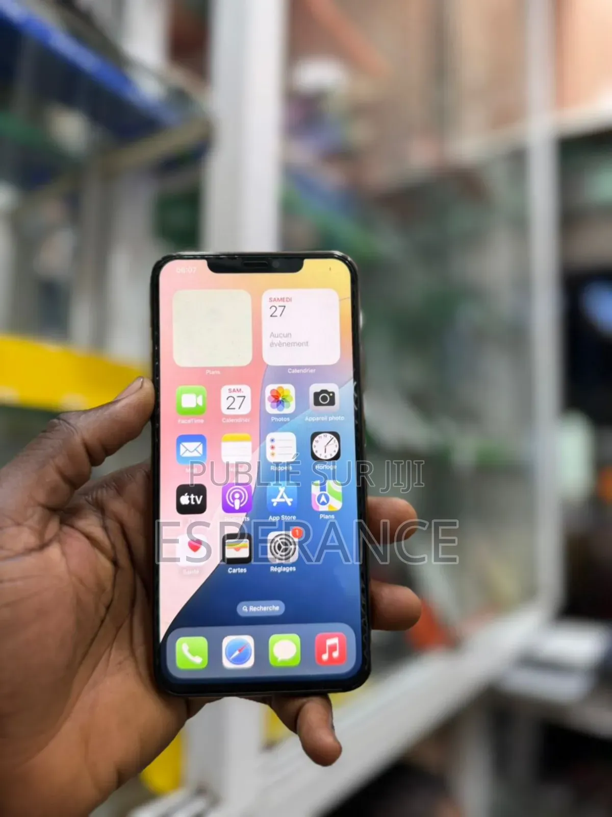 Apple iPhone 11 Pro Max 64 GB Doré
