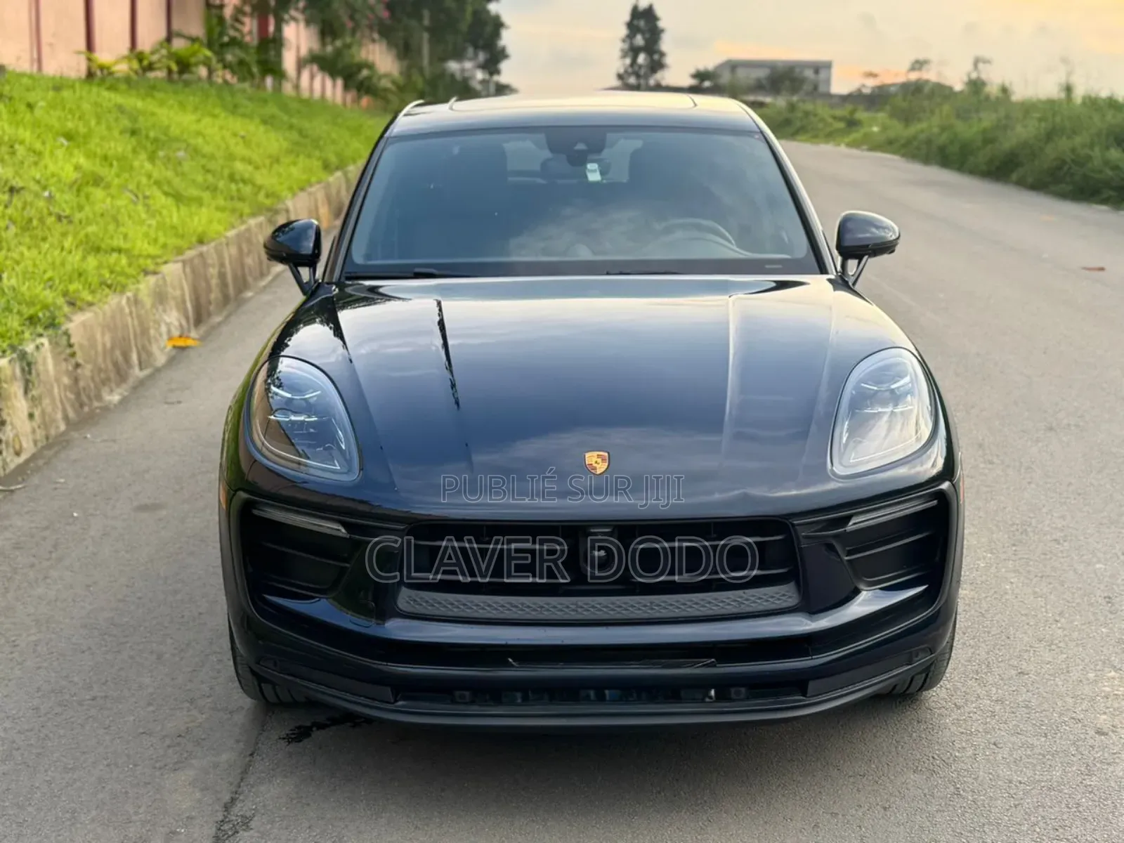 New Porsche Macan 2024 Black