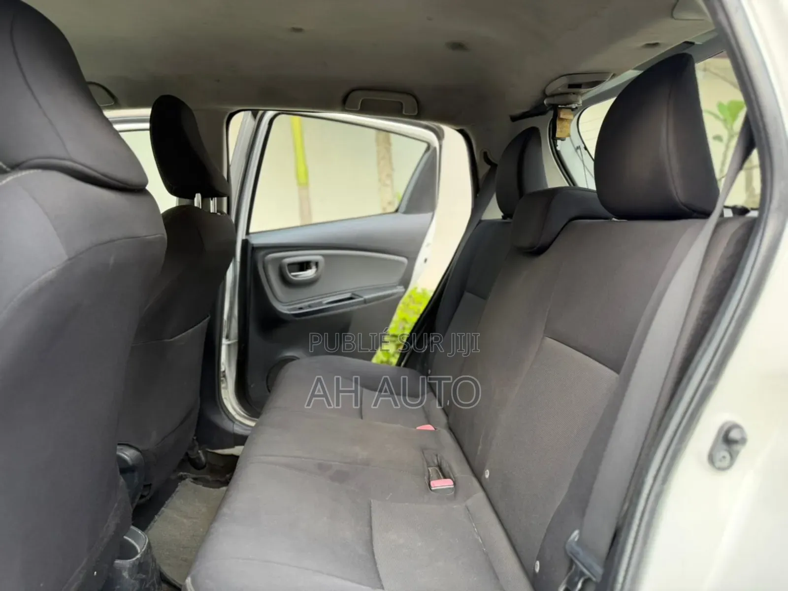 Toyota Yaris L Hatchback 3dr 2017 Blanc