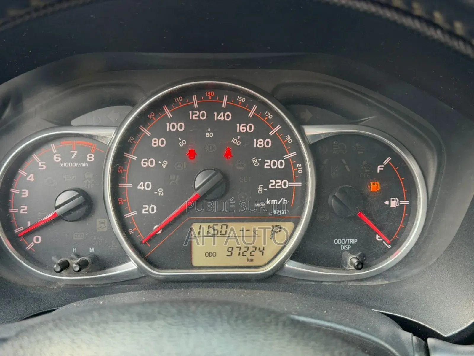 Toyota Yaris L Hatchback 3dr 2017 Blanc