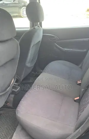 Ford Focus 2001 Black