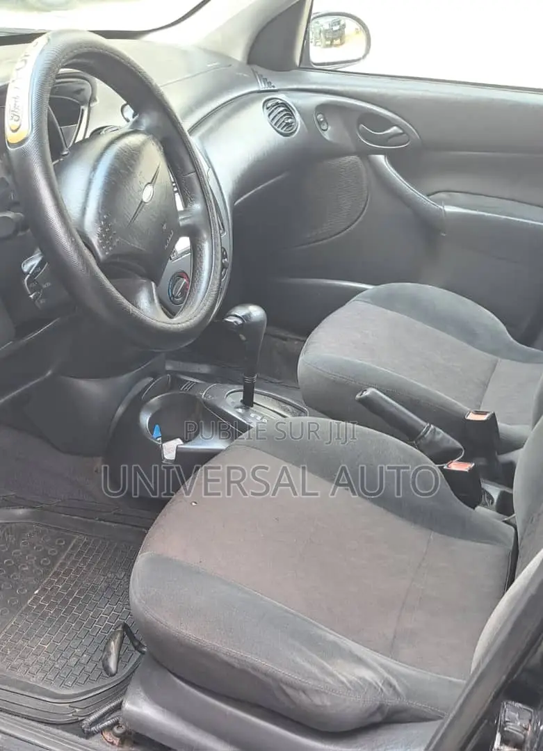 Ford Focus 2001 Black