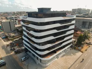 1chbre Blocs d'appartements dans Francis Gweh, Cocody à Louer