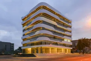 1chbre Blocs d'appartements dans Francis Gweh, Cocody à Louer