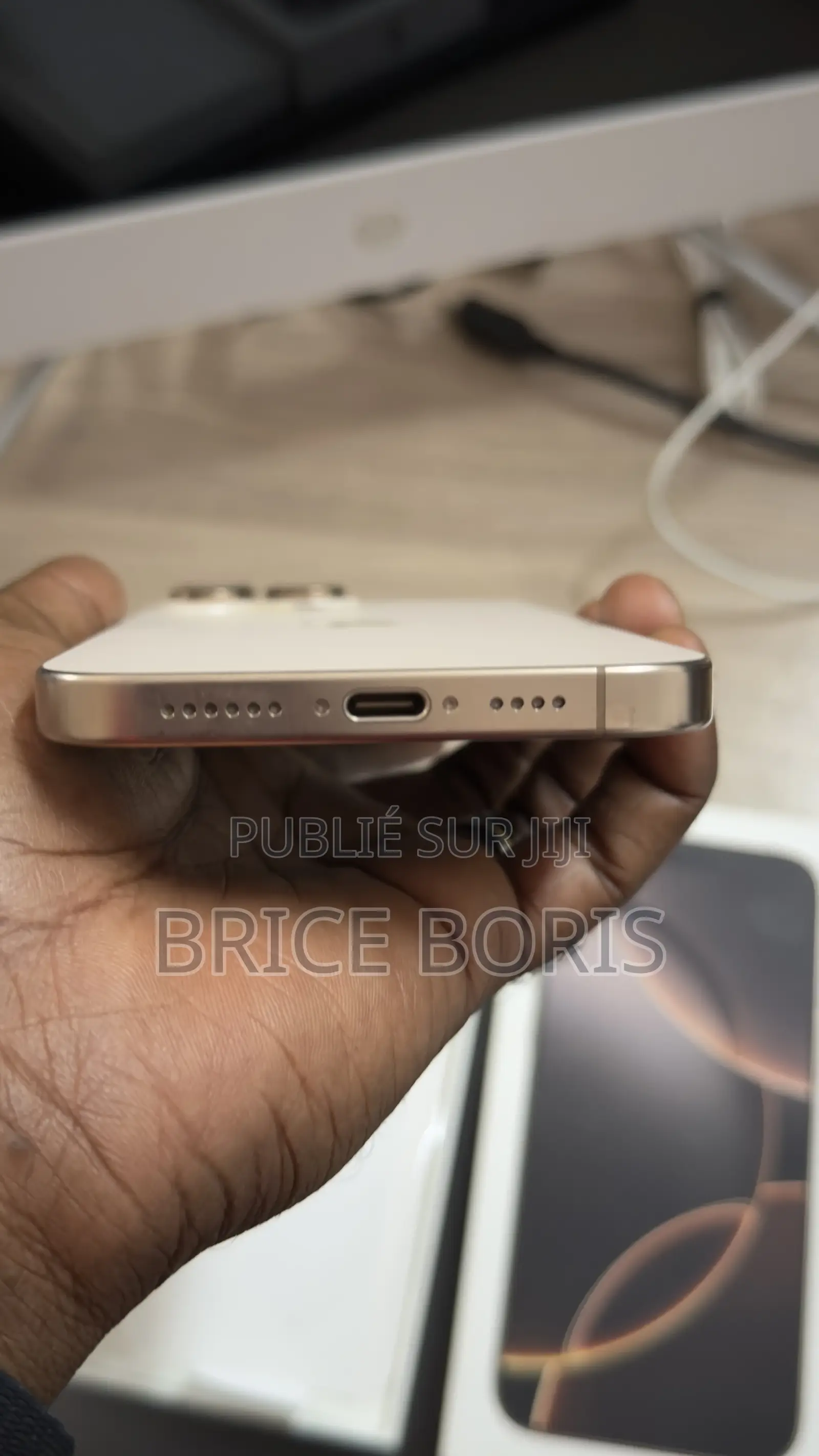 Apple iPhone 16 Pro Max 256 GB Doré