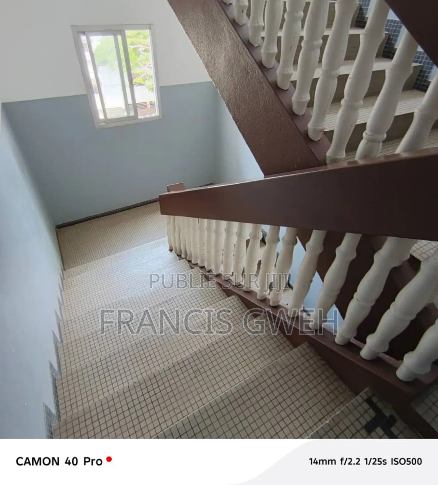 3chbre Appartement dans Francis Gweh, Cocody à Louer
