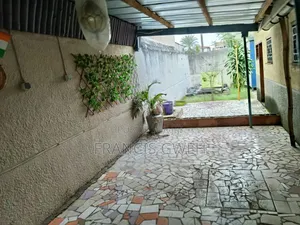 4chbre Duplex dans Francis Gweh, Cocody à Vendre