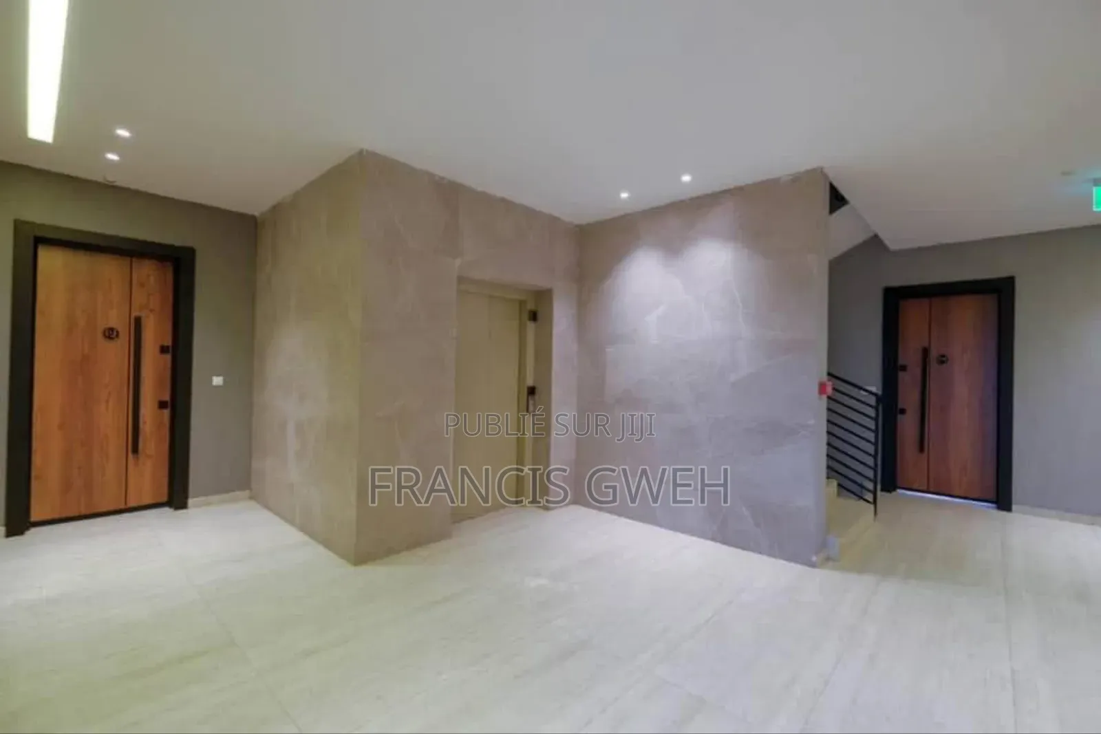 1chbre Blocs d'appartements dans Francis Gweh, Cocody à Louer