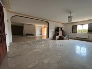 7chbre Duplex dans Francis Gweh, Cocody à Vendre
