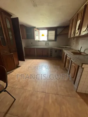 7chbre Duplex dans Francis Gweh, Cocody à Vendre