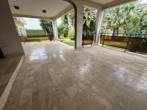 7chbre Duplex dans Francis Gweh, Cocody à Vendre