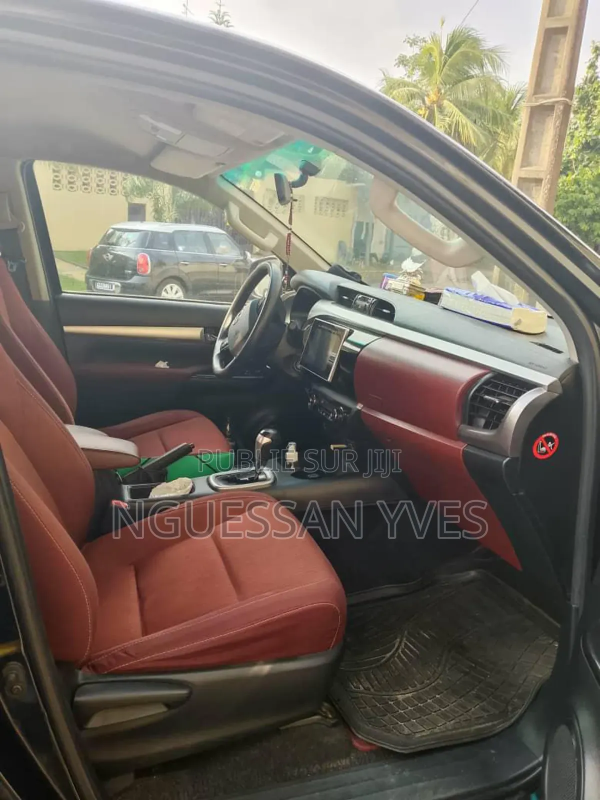 Toyota Hilux 2020 Black