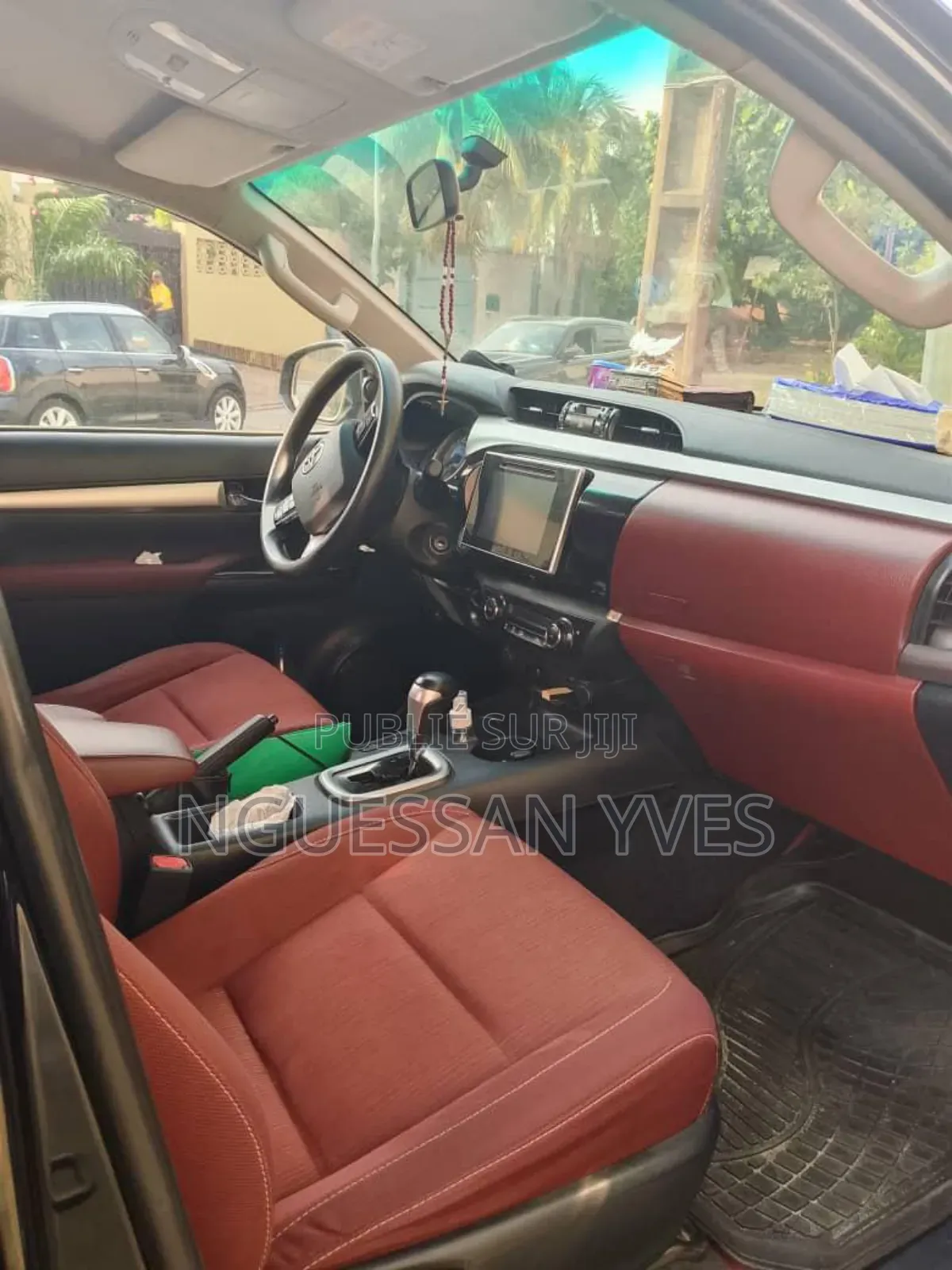 Toyota Hilux 2020 Black